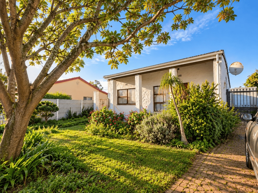 2 Bedroom Property for Sale in Protea Heights Western Cape